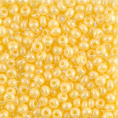 Непрозрачный блестящий