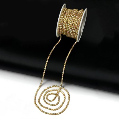 Стразы в бобине SS8М 2,4 мм*9 м, серебро хамелеон в золотой оправе